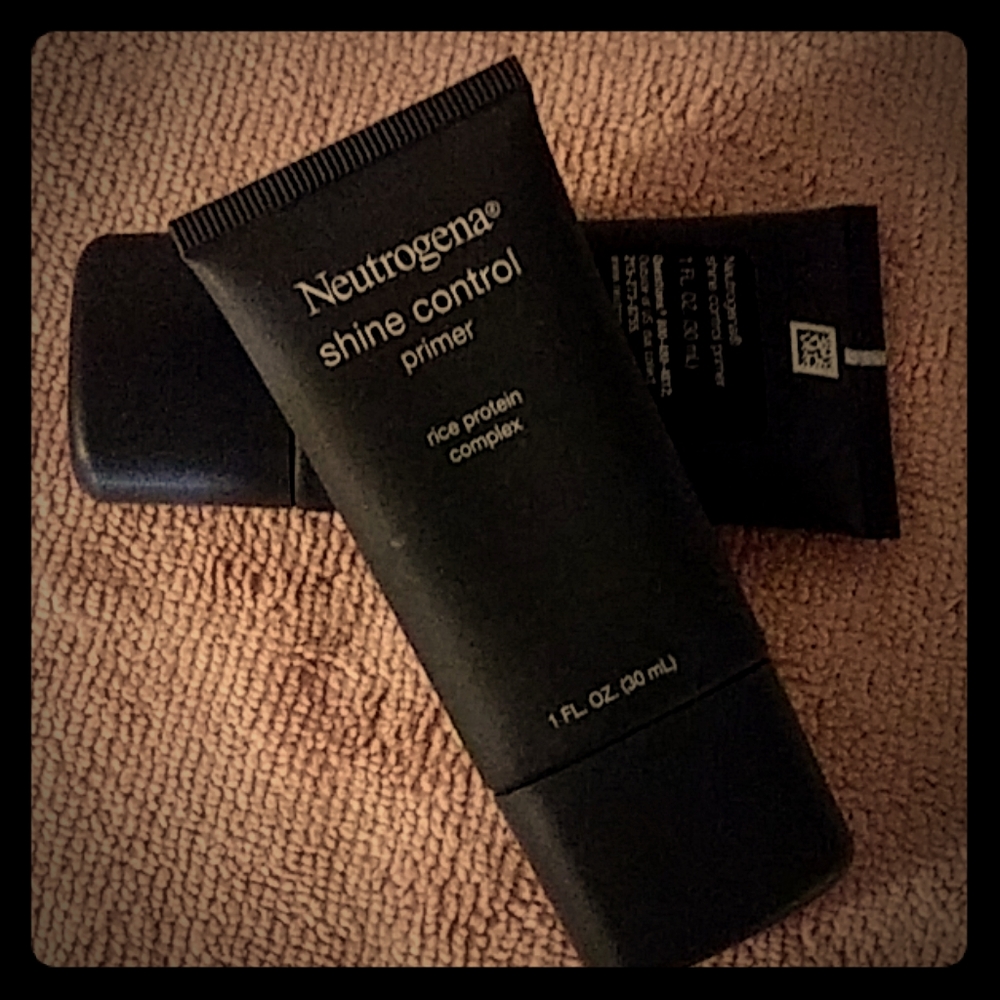 NWOT Neutrogena shine control primer